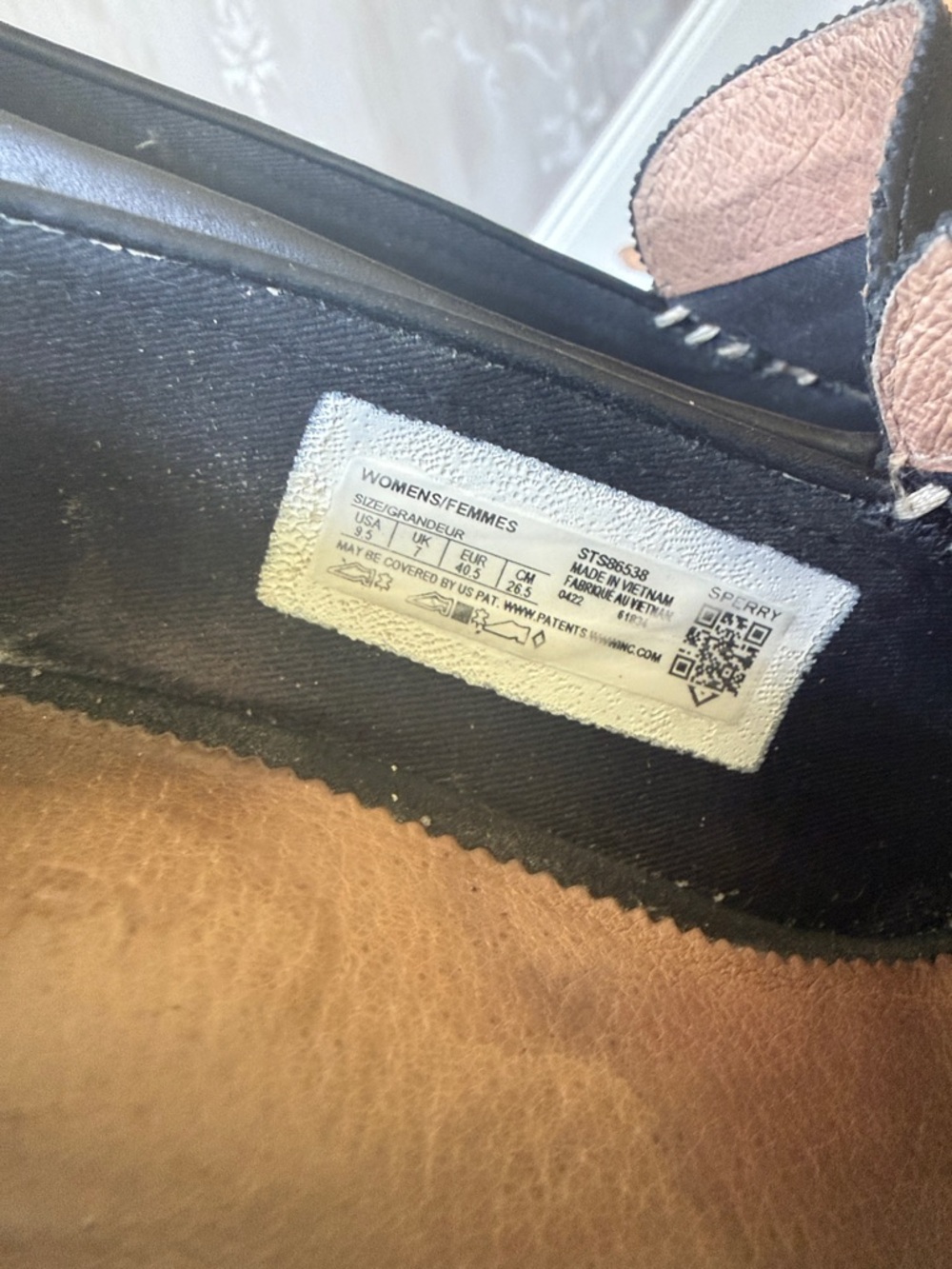 Sperry Black Leather Penny Loafers with Stacked Brown Heel 9.5 - Picture 3 of 16